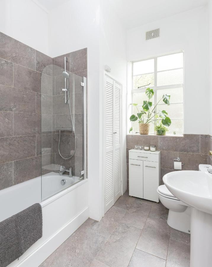 Chic 1 Bedroom Apartment In Bloomsbury, Sleeps 4 Λονδίνο Εξωτερικό φωτογραφία